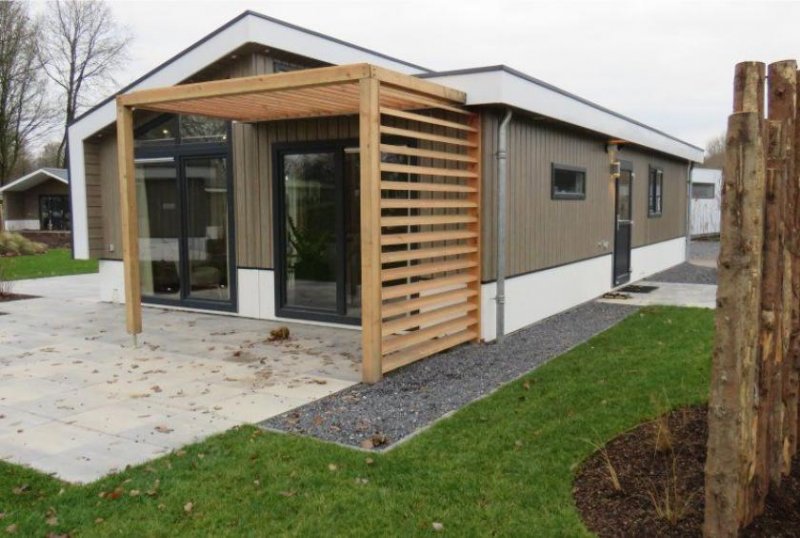 Biddinghuizen Hackfort Split Level Haus kaufen